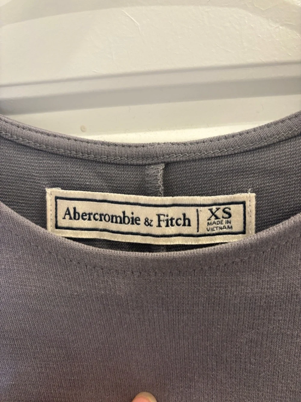 Abercrombie & Fitch Gray Pocket T-Shirt Dress XS Soft Casual Mini - Picture 2 of 4